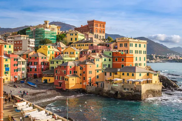 Bogliasco, Ceneviz, İtalya Akdeniz 'de ufuk çizgisi.