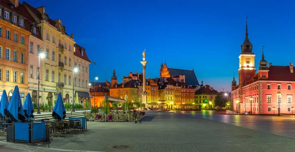 Widok Plac Zamkowy Zamkiem Królewskim Starym Mieście Nocy Warszawa Polska — Zdjęcie stockowe