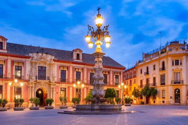 Fuente Farola Plaza Virgen Los Reyes Seville Andalusia Spain — стокове фото