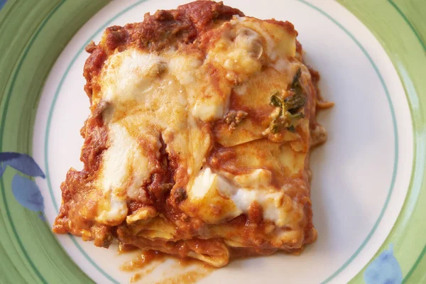 Portion Freshly Baked Stringy Lasagna — Stock Photo, Image