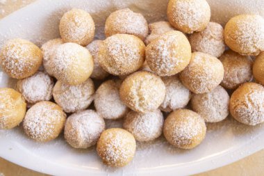 typical Italian carnival sweet called castagnole
