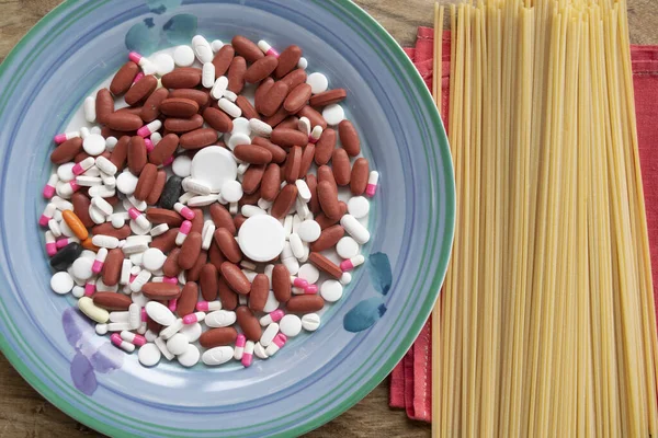 Wellness Food Plate Full Medicines Raw Spaghetti — Stock Photo, Image