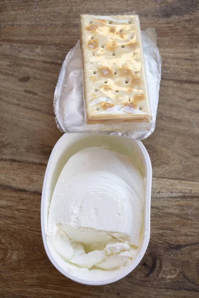 Crackers Lichte Speadable Kaas Voor Een Gezond Dieet Van Koolhydraten — Stockfoto