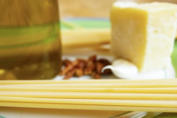 Ingrediënten Voor Bereiding Van Knoflookolie Chili Peper Pasta — Stockfoto