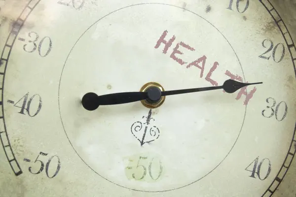 Eski Bir Termometredeki Yazıyla Sağlık Kavramı — Stok fotoğraf