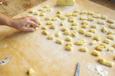Ev yapımı gnocchi hazırlama