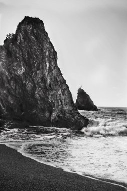 Calabria 'daki Palmi Sahili' nin yamacına la tonnara denir.