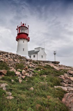 Norveç 'teki Kuzey Denizi deniz feneri. Sorlandet Bölgesi 'nde Lindesnes.