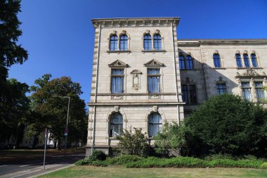 Almanya 'daki Krefeld şehri. Belediye Binası (Rathaus).