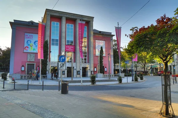 Essen Germany September 2020 People Visit Grillo Theater Essen Germany — Stock Photo, Image