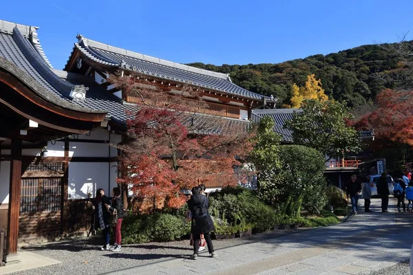 Kyoto Japan November 2016 Människor Besöker Templet Kiyomizu Dera Kyoto — Stockfoto