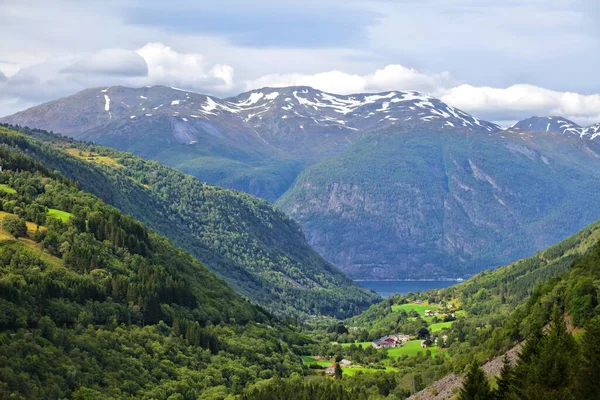 Больше Регионе Ромсдал Норвегии Пейзаж Долины Эйдсдаль Лето Норвегии — стоковое фото