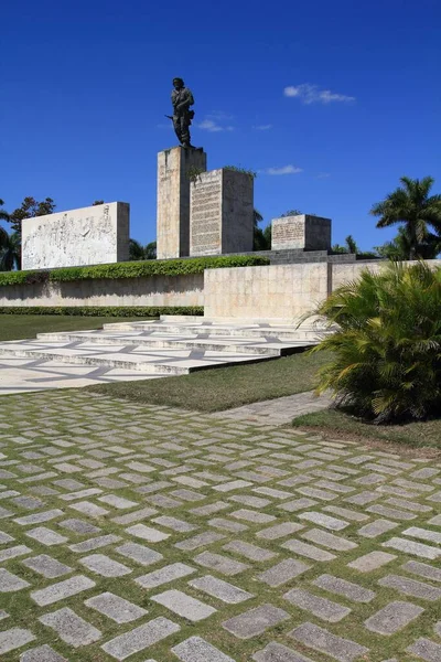 サンタクララ キューバのサンタクララ キューバ 2011 ゲバラ霊廟 記念碑的な複合体は 1988 年に発足 ゲバラの遺骨がここで 1997 — ストック写真