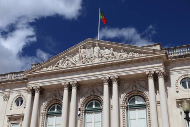 Lizbon Belediyesi (Portekizce: Camara Belediyesi de Lisboa). Lizbon, Portekiz 'de dönüm noktası.