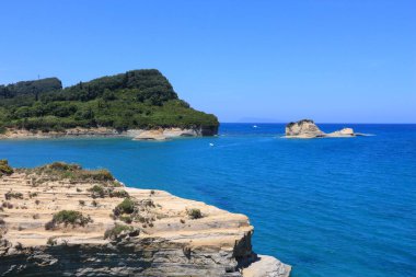 Sidari Korfu adasında, Yunanistan. Kanal D 'Amour kaya oluşumu - Aşk Kanalı.