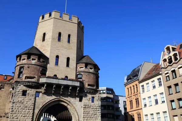 Das Wahrzeichen Der Stadt Köln Severinstorburg Mittelalterliches Befestigtes Stadttor — Stockfoto
