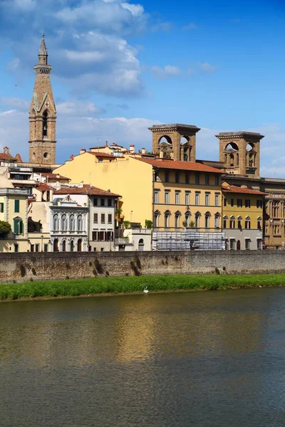 Blick Auf Florenz Mit Dem Fluss Arno Altstadtarchitektur Florenz Toskana — Stockfoto