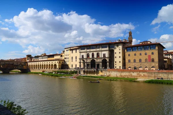 Florenz Italien Altstadt Ufer Des Flusses Arno Mit Uffizien — Stockfoto