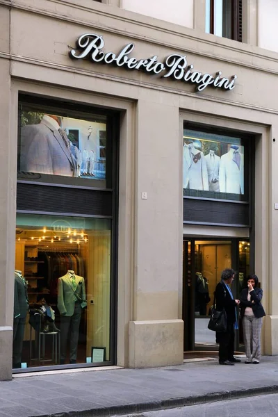 Florence Italy April 2015 Shoppers Visit Roberto Biagini Luxury Fashion — Stock Photo, Image
