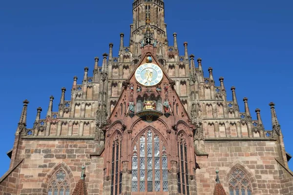 Нюрнберг Германия Фасад Церкви Фрауэнкирхе Церковь Девы Марии Нюрнберге — стоковое фото