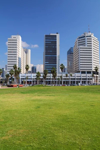 Tel Aviv Israel 11月2 2022 イスラエルのテルアビブのNeve Tzedek地区の端にあるモダンなスカイライン テルアビブはイスラエルの経済技術センターです — ストック写真