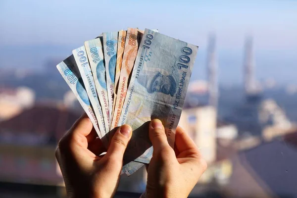 Турецкая Лира Валюта Турции Держание Банкнот Руке Турецкие Деньги — стоковое фото
