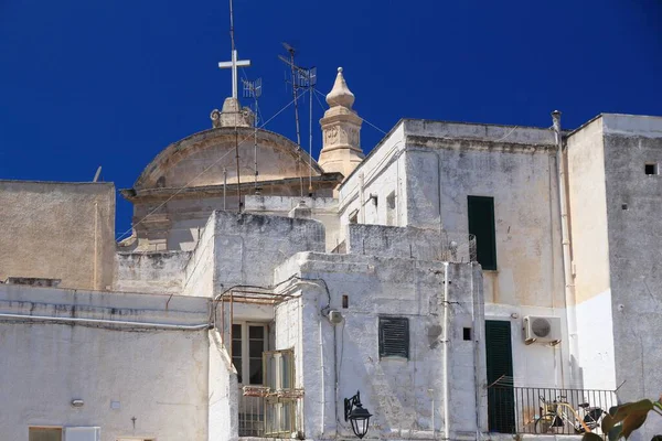 Monopoli Staden Apulien Italien Skyline Med Barock Kyrka — Stockfoto