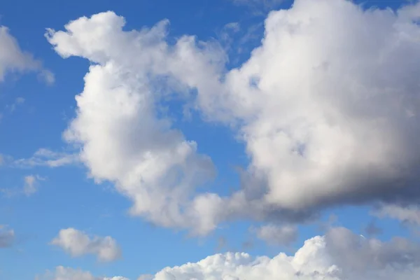 Błękitne Niebo Biały Chmury Niebieski Niebo Lato Niebo Niebo Krajobraz — Zdjęcie stockowe