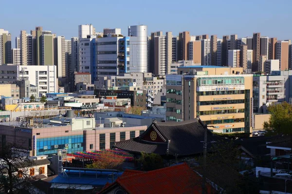 Suwon South Korea April 2023 Modern Stadssiluett Suwon Det Största — Stockfoto
