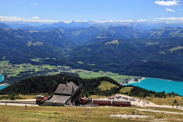 オーストリアのSalzkammerguct地域のSchafberg山 Schafbergラック鉄道 コグ鉄道 — ストック写真