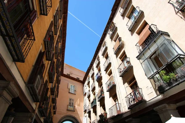 Madrid Spagna Vista Strada Con Vecchia Architettura — Foto Stock
