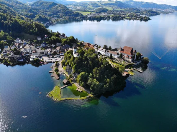Austria Drone Vista Traunkirchen Sul Bellissimo Lago Traun Traunsee Nella — Foto Stock