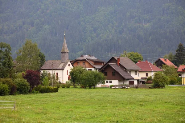 奥地利Gailtal的Watschig镇 卡林西亚州的小镇 — 图库照片