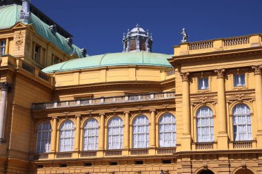 Zagreb kenti, Hırvatistan. Zagreb 'deki Hırvat Ulusal Tiyatrosu (Hrvatsko narodno kazaliste).