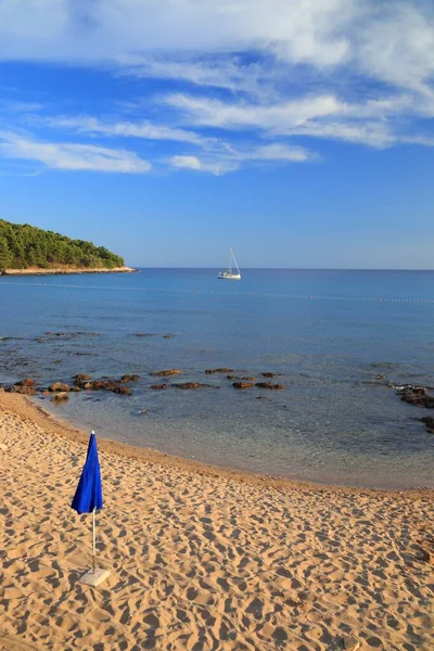 Hırvatistan Korcula Adası Ndaki Lumbar Plajı Hırvatistan Yaz Tatili Gün — Stok fotoğraf