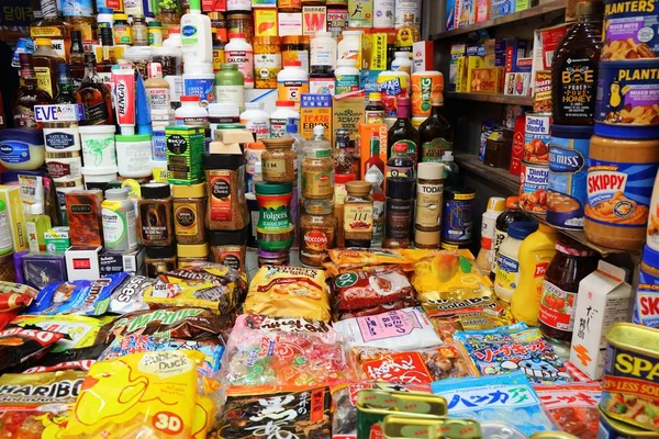 Seoul South Korea April 2023 의약품 보충제 종로구 시장의 식료품 — 스톡 사진