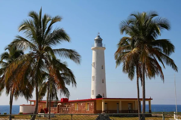 Kuba Karib Tengeri Kilátás Világítótorony Pálmafák Között Cienfuegos — Stock Fotó