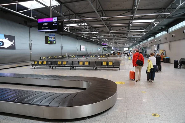 Katowice Polonia Maggio 2023 Nastri Trasportatori Recupero Bagagli All Aeroporto — Foto Stock