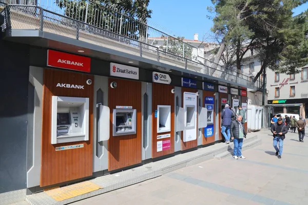 Istanbul Turkey Maart 2023 Rij Geldautomaten Een Straat Istanbul Turkije — Stockfoto