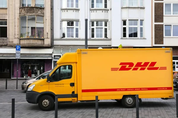 Gelsenkirchen Γερμανία Σεπτεμβρίου 2020 Dhl Courier Delivery Van Στη Γερμανία — Φωτογραφία Αρχείου