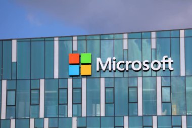 HAIFA, ISRAEL - NOVEMBER 1, 2022: Microsoft teknoloji şirketi Hayfa, İsrail 'deki Matam iş parkında araştırma ve geliştirme. Hayfa şehri küresel teknoloji şirketleri için bir Ar-Ge tesisidir..