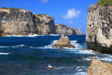Guadeloupe manzarası - Porte d 'Enfer (Cehennem Kapısı). Karayip manzarası.