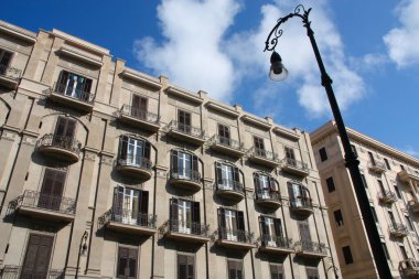 Palermo, İtalya 'nın Sicilya adası. Apartman manzarası.
