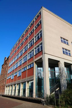 DUISBURG, GERMANY - 18 Eylül 2020: Duisburg, Almanya 'da şehir arşiv binası (Almanca: Stadtarchiv). Duisburg Almanya 'nın en büyük 15. şehridir..