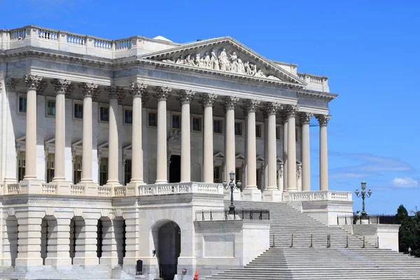 Washington, DC 'deki ABD Ulusal Kongre Binası. Amerika 'nın simgesi. ABD Başkenti - ABD Senato kanadı.