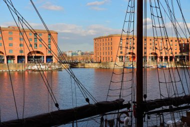 Albert Dock - Liverpool endüstriyel mirası. İngiltere'deki Unesco sitesi.