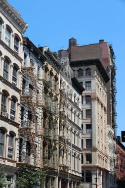 New York 'taki Soho mahallesinde. Broome Sokağı 'nın eski mimarisi.