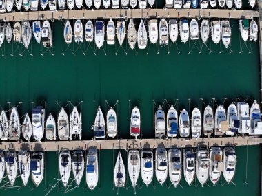 Marina Grande-Motte, Fransa 'da. Fransa 'nın Herault departmanında yelken altyapısı.