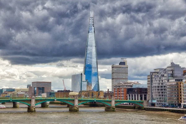 Londen April 2016 Shard Wolkenkrabber Londen Het 309M Hoge Gebouw — Stockfoto