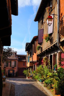 Albi, Fransa. Tarn Bölümündeki Albi kasabasının sokak manzarası.